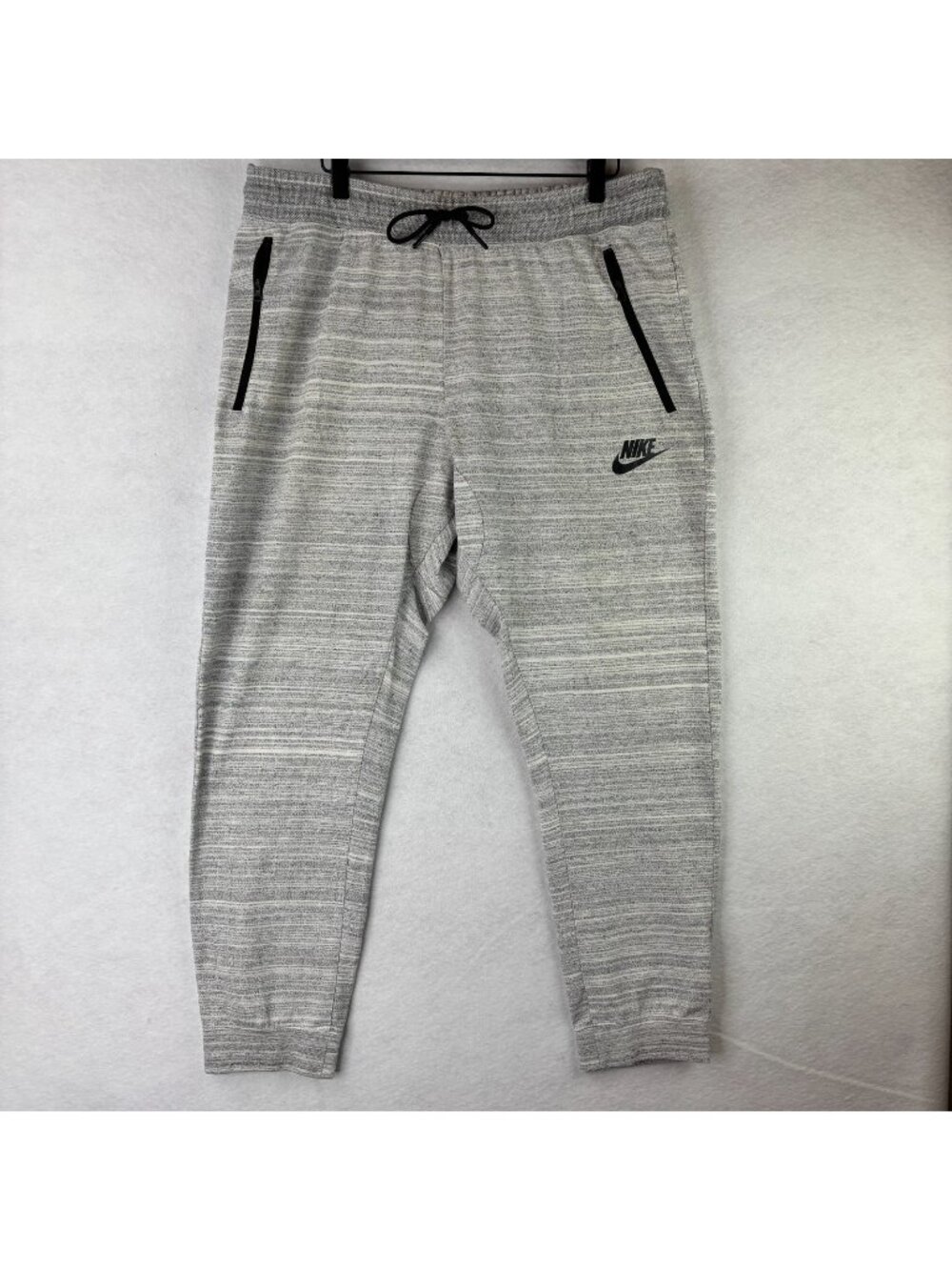Nike Logo Joggers Men’s Size XXL Gray White Zipper Pockets Drawstring
